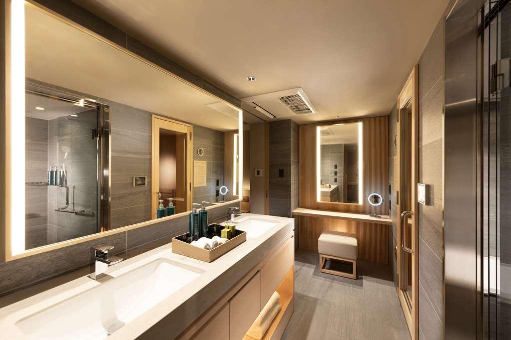 Doubletree By Hilton Higashiyama Hotel 4*